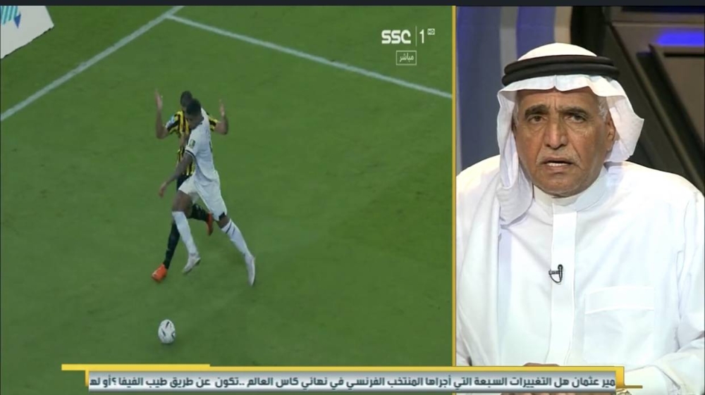 «لم يحتسب ركلتي جزاء».. شاهد.. فودة يكشف أخطاء حكم مباراة الاتحاد والشباب!
