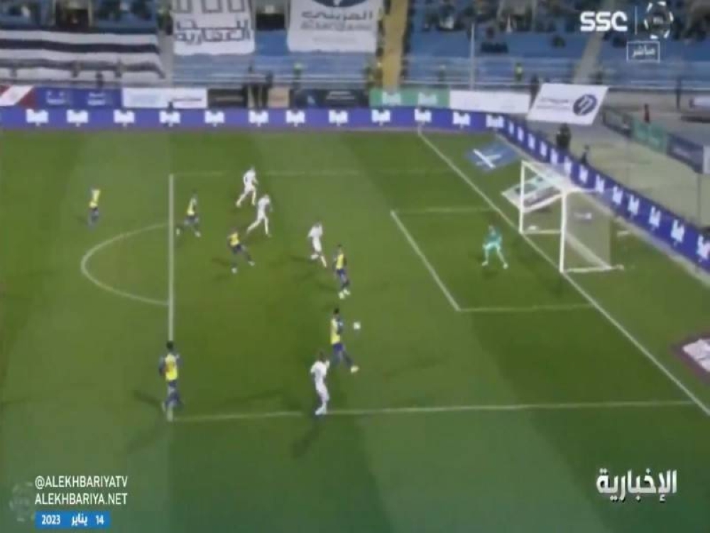 هل استحق الشباب ركلة جزاء أمام النصر في الكلاسيكو؟.. شاهد: خبير تحكيمي يحسم الجدل!