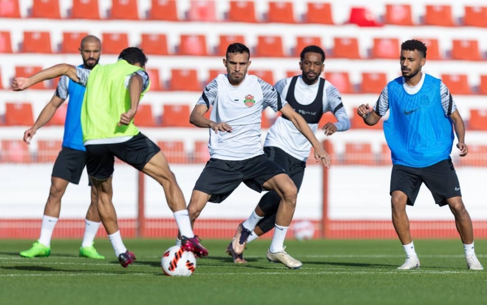 ضربة موجعة لشباب أهلي دبي قبل مواجهة الهلال في دوري أبطال آسيا !