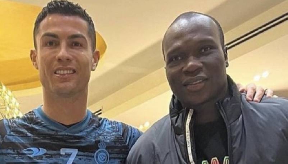 "أبو بكر" يكشف كواليس مغادرته النصر .. وتفاصيل حديث رونالدو معه قبل الرحيل!