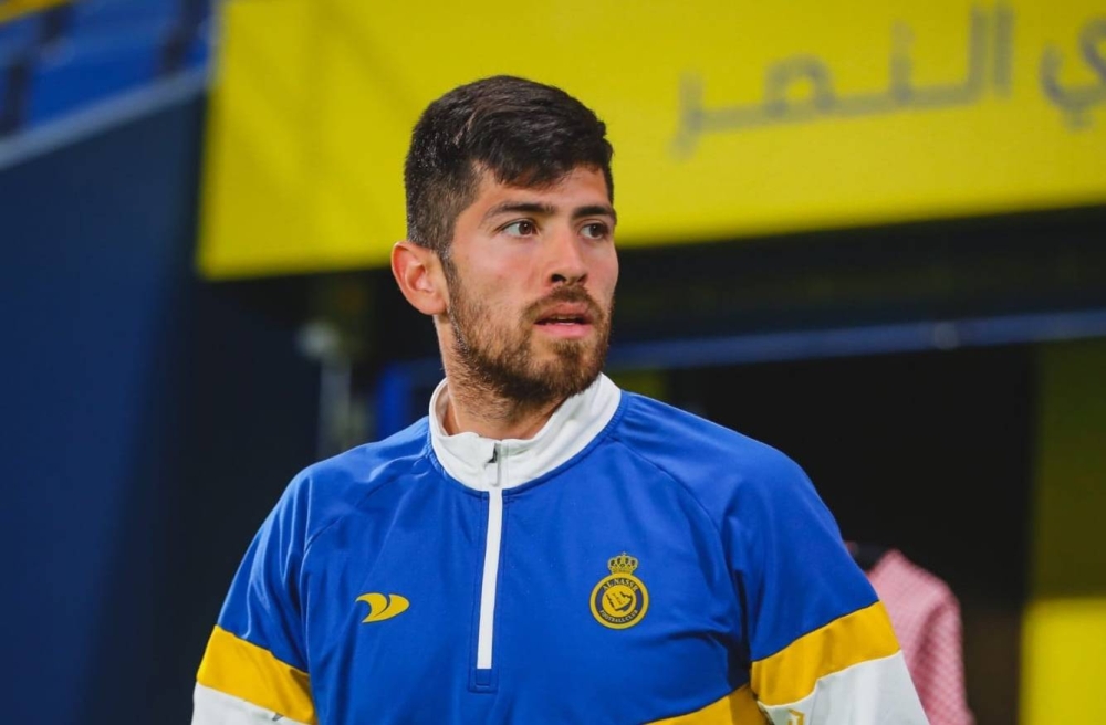 النصر يستبعد الحارس الأرجنتيني "أوغستين روسي" من المشاركة حتى نهاية الموسم