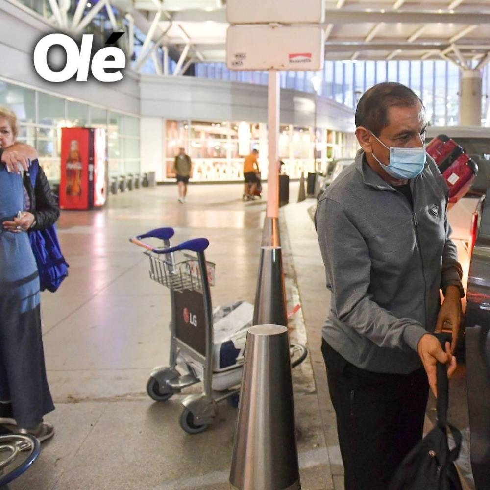 شاهد.. أول ظهور لـ"دياز" بعد عودته إلى الأرجنتين بسبب حادث أسرة نجله