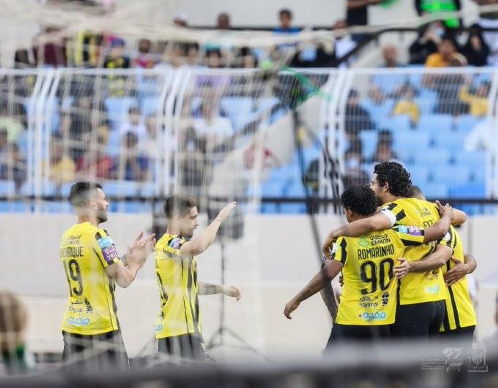 شاهد.. الاتحاد يواصل تربعه على صدارة الدوري بخماسية فى شباك الفتح