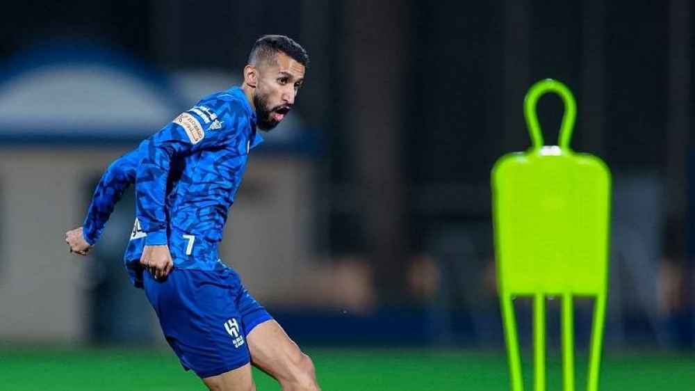 الهلال يكشف تفاصيل إصابة "سلمان الفرج" .. ومدة غيابه عن الملاعب!