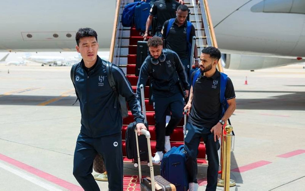 بالصور .. وصول لاعبي الهلال إلى الرياض بعد خسارة اللقب الآسيوي!