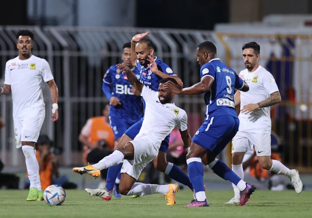 شاهد.. التعادل الإيجابي (2-2 ) يحسم مواجهة الهلال والاتحاد في الكلاسيكو