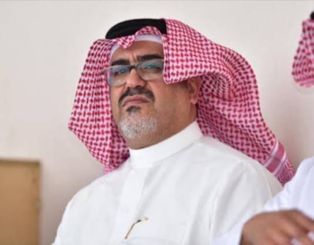 صالح أبو نخاع يثير الجدل بشأن قرار تهبيط فريق