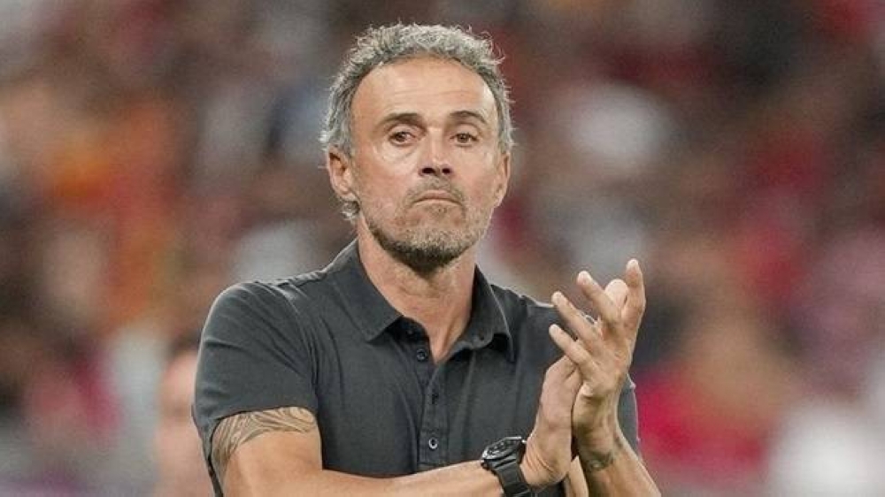 الهلال يرفع عرضه للتعاقد مع إنريكي.. تعرف على التفاصيل