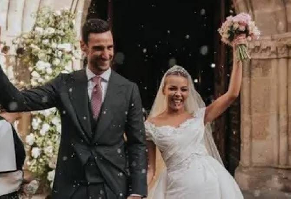 زوجة ريكو حارس باريس سان جيرمان تثير القلق عن حالته الصحية برسالة مفجعة