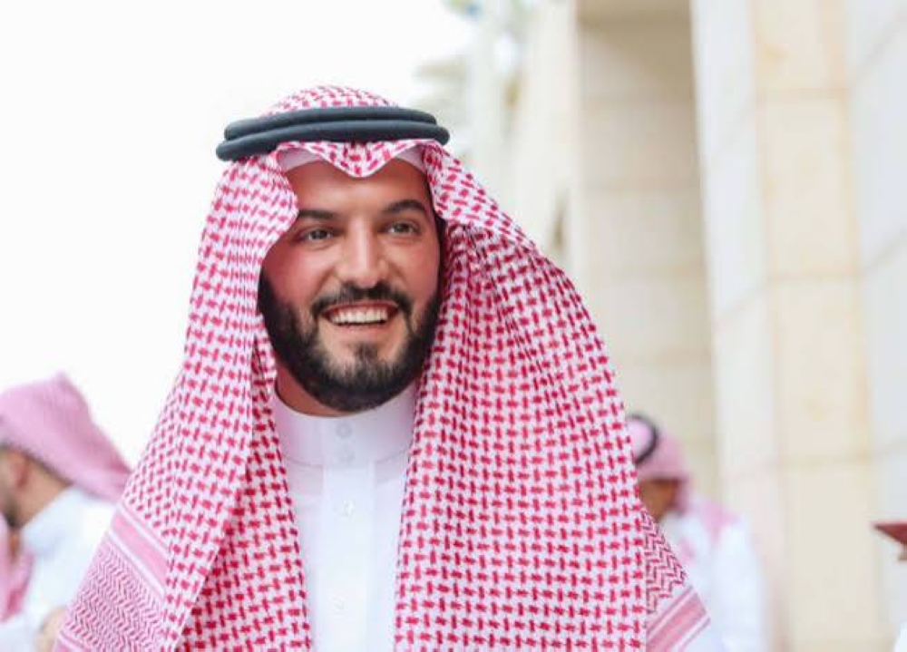 فهد بن نافل يطير إلى باريس بطائرته الخاصة.. والكشف عن السبب!