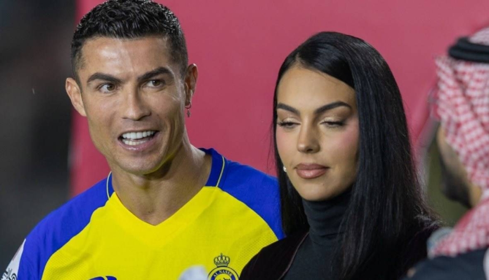 الكشف عن تفاصيل عقد الانفصال بين رونالدو وصديقته جورجينا