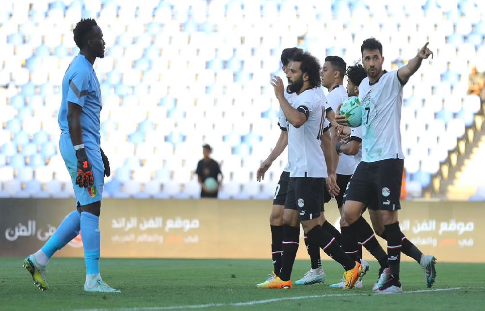 شاهد..منتخب مصر يهزم غينيا ويتأهل لكأس أمم إفريقيا