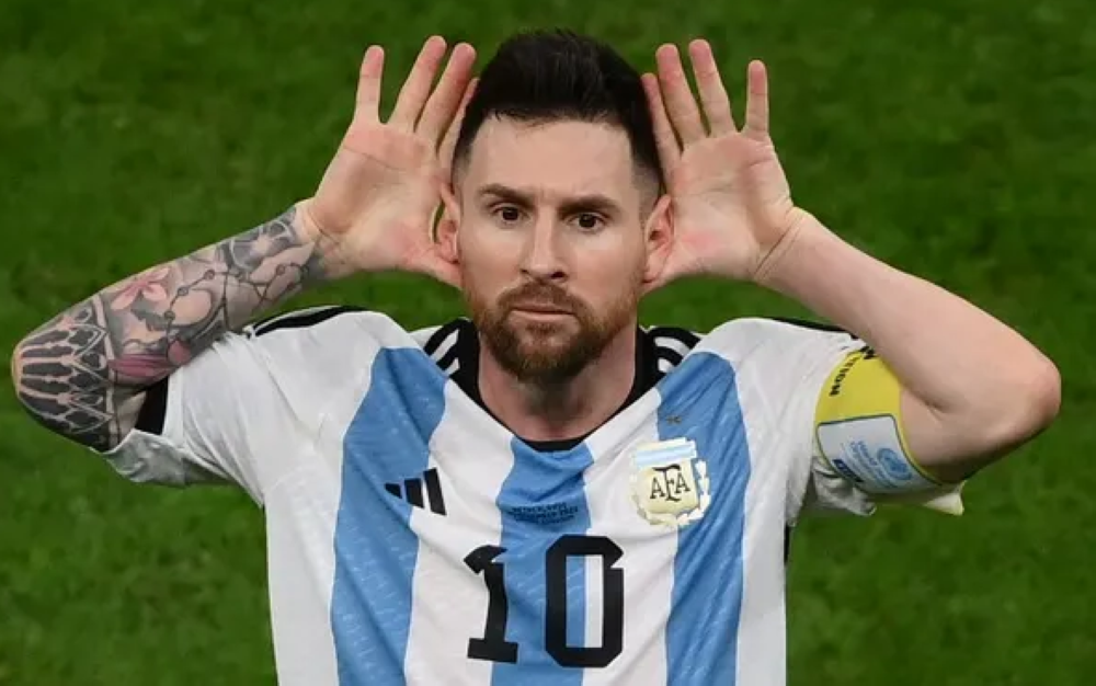 "ميسي" يكشف سبب عدم اعتزاله بعد مونديال 2022