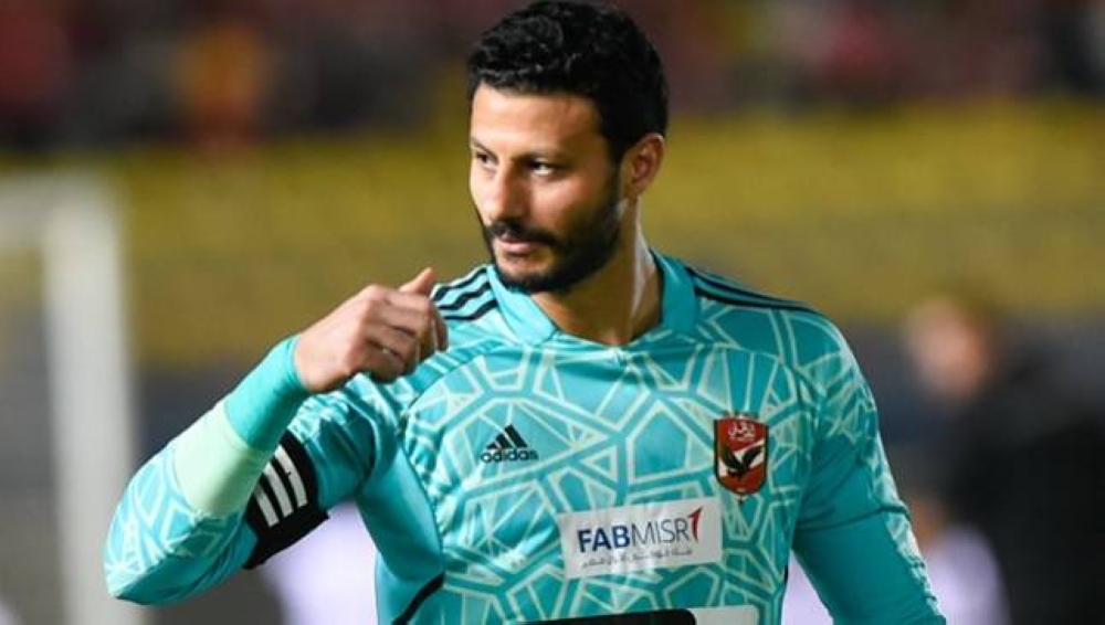 شاهد.. شوبير يكشف تفاصيل اتصالات نادي النصر لضم الشناوي حارس الأهلي المصري