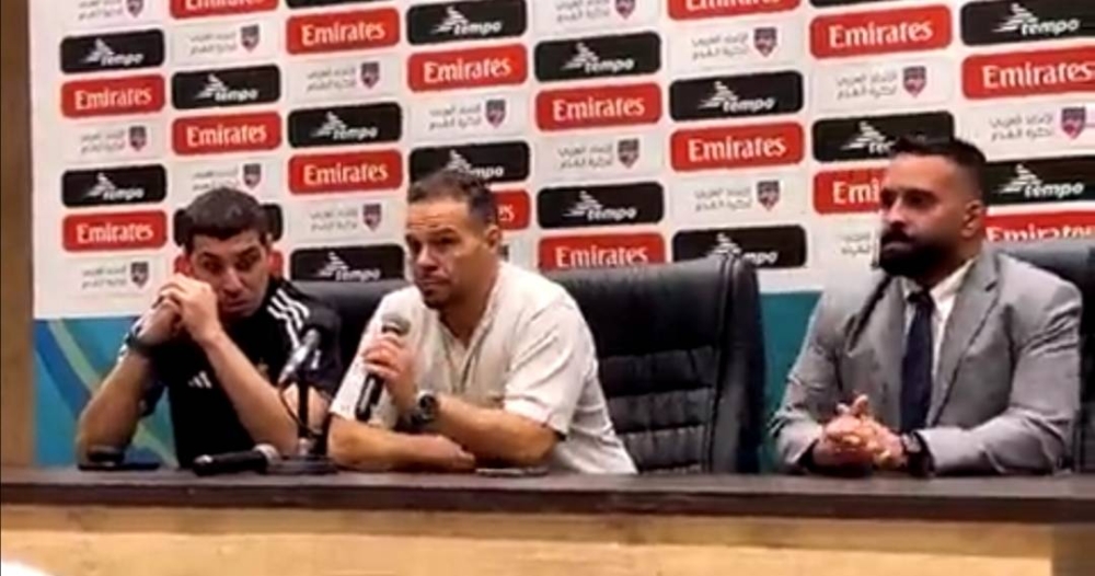 بعد لقاء الهلال.. شاهد: مدرب أهلي طرابلس ينفعل ويغادر المؤتمر الصحفي غاضبا