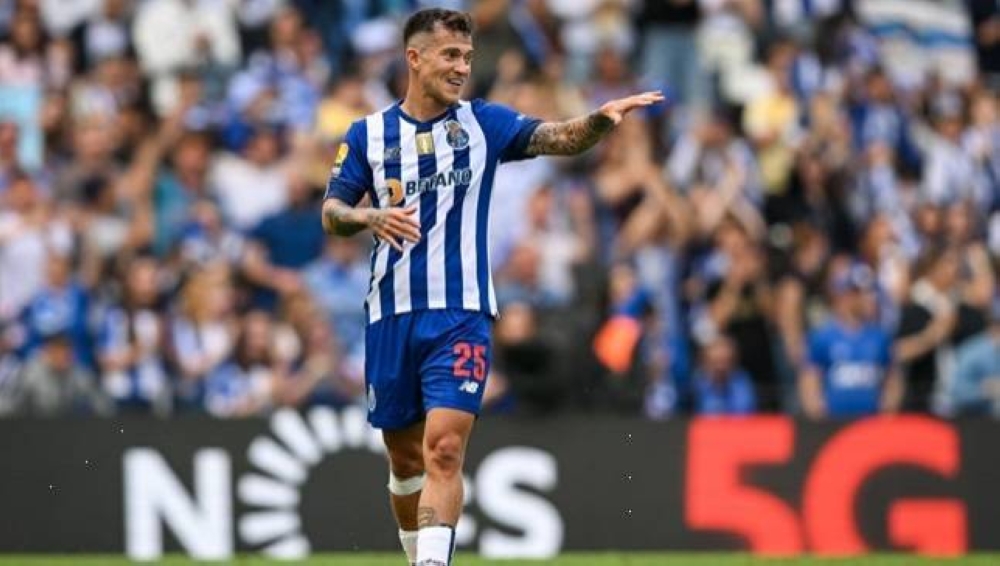 النصر يتعاقد مع "أوتافيو" لاعب بورتو البرتغالي والكشف عن قيمة الصفقة ومدة العقد