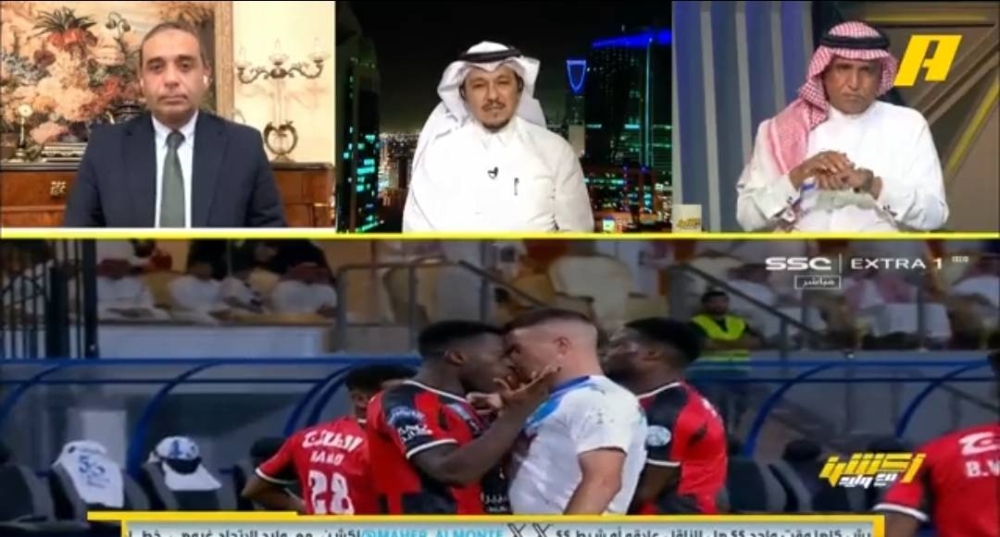 شاهد.. تعليق محمد فودة وسمير عثمان على طرد سافيتش في مباراة الهلال والرائد