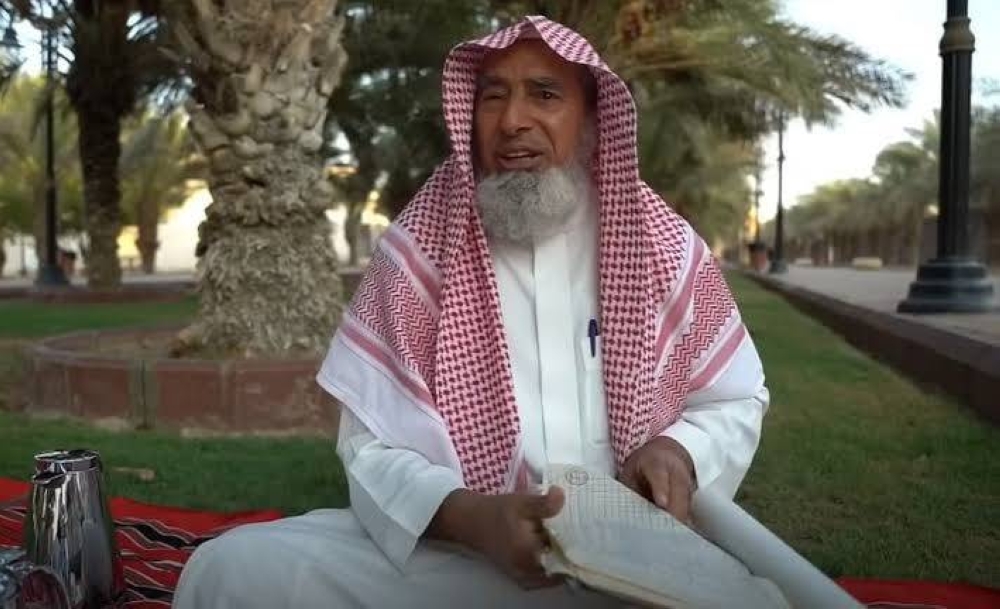 اعتزل بسبب خطأ تحكيمي وتفرغ لغسل الأموات ... وفاة الحكم الدولي السابق حسن البحيري