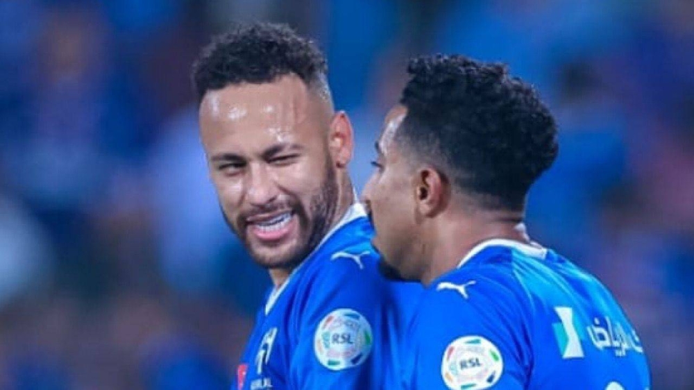 شاهد.. سالم الدوسري ينشر صورة تجمعه بـ "نيمار" ويعلق