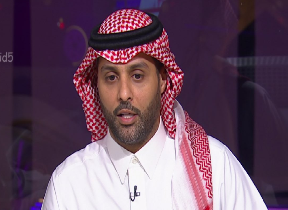 أول تعليق من "ياسر القحطاني" بعد الهجوم عليه بسبب "تغريدة"
