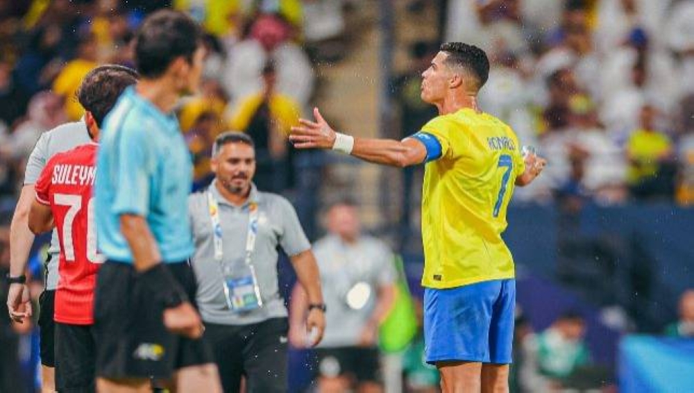 كريستيانو رونالدو يُطالب إدارة النصر بتجديد عقده.. ويُحدد مدة التعاقد !