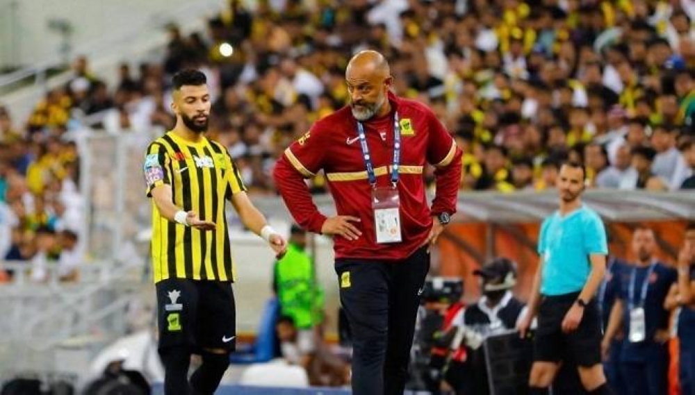 وكيل عبد الرحمن العبود يكشف حقيقة رفض اللاعب الاجتماع مع نونو سانتو