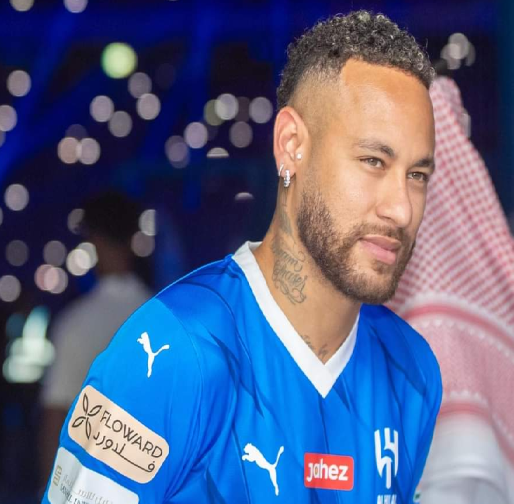الكشف عن حقيقة رغبة الهلال في التعاقد مع "غريزمان " بديلا لـ "نيمار"
