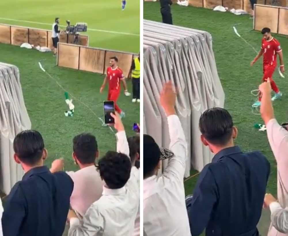 شاهد.. ردة فعل "عمر السومة" عندما رمى مشجع شال بشعار النادي الأهلي!