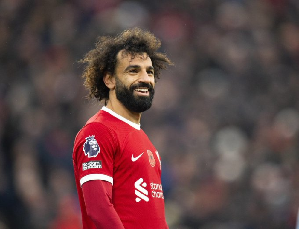 مصادر تكشف حقيقة مفاوضات "برنامج الاستقطاب" مع لاعب ليفربول "محمد صلاح".. بعد تصريحات "أنمار الحائلي"