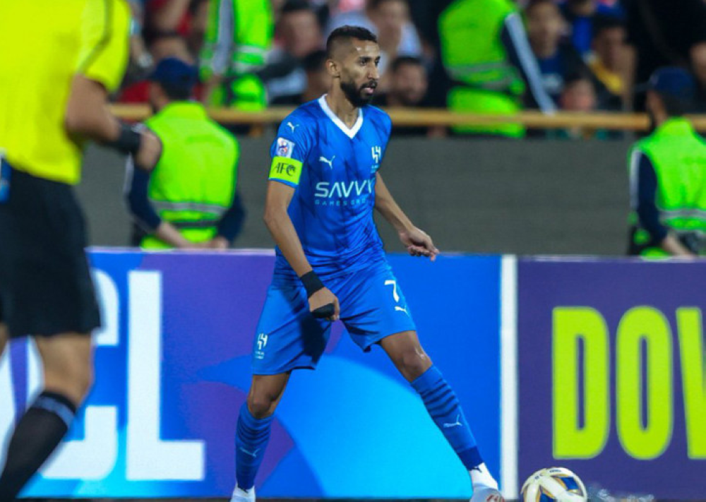 الكشف عن سبب استبعاد لاعب الهلال "سلمان الفرج" أمام الوحدة