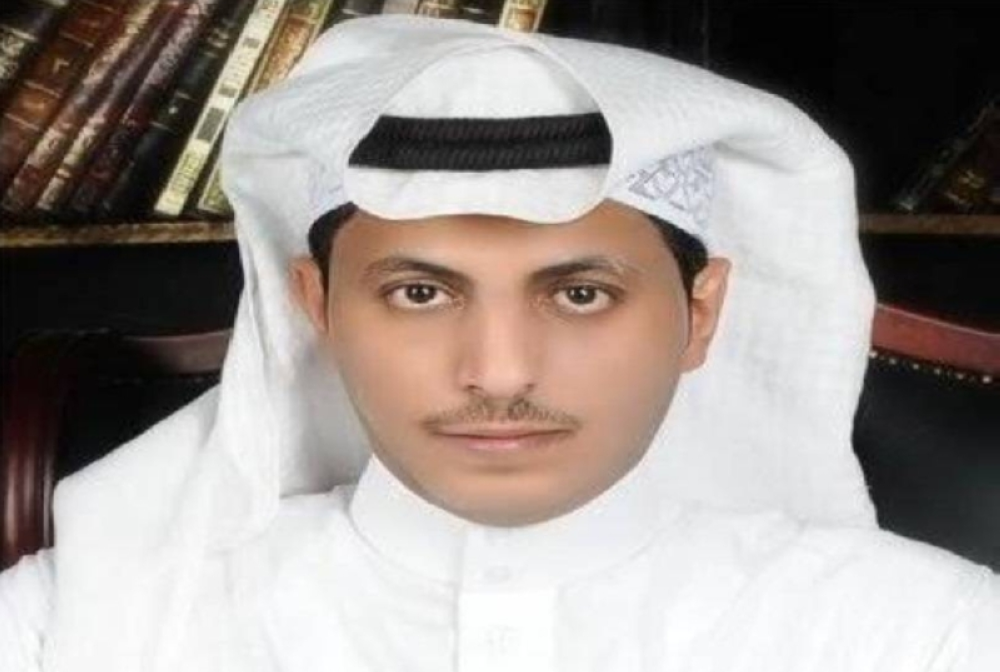 "الروقي" :ضعوا الهلال في كفة والاخرين في كفة !