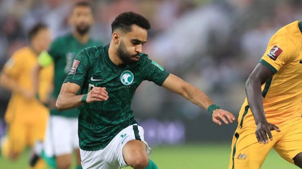 تصرف مُثير من محمد البريك بعد ضمه لقائمة المنتخب.. « السر في باريس»