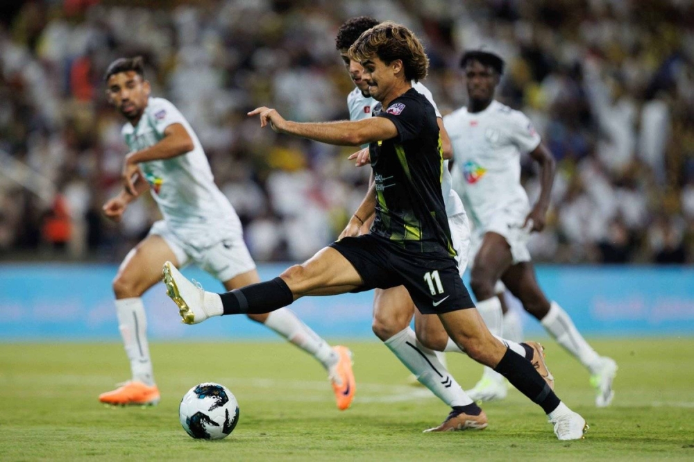 لاعب الاتحاد "جوتا" يحسم موقفه من الانتقال إلى الاتفاق 
