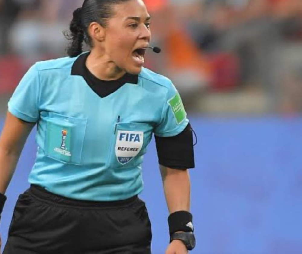 طاقم تحكيم نسائي لمواجهة الهلال وإنتر ميامي