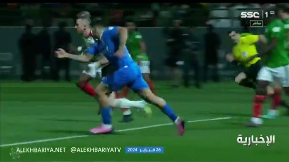 بالفيديو.. خبير تحكيمي يكشف عن قرار خاطئ لحكم مباراة الهلال والاتفاق!