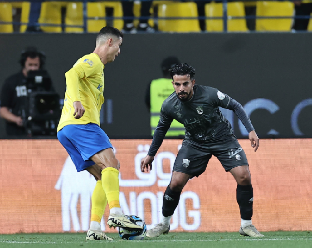 بالفيديو.. النصر يواصل نزيف النقاط بالخسارة أمام الرائد بثلاثية