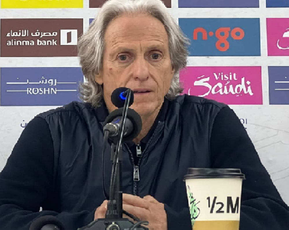 أول تعليق من "جيسوس" على إصابة "ميتروفيتش"!