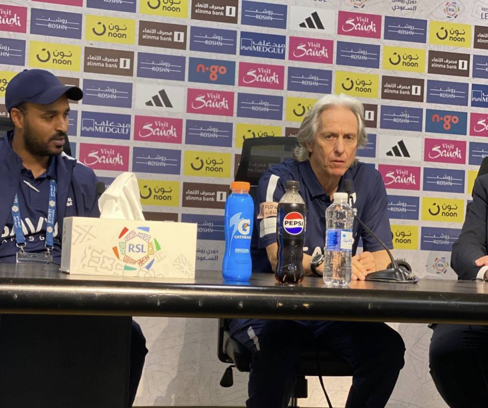 جيسوس يعلق على فوز الهلال أمام الخليج: «خسارة ميتروفيتش ونيمار مؤلمة»
