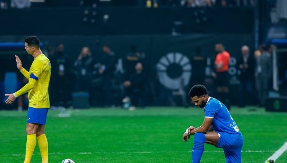 الكشف عن تفاصيل إصابة علي البليهي وموقفه من المشاركة مع الهلال أمام الاتحاد