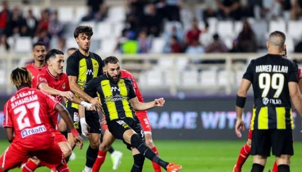 تأكد غياب بنزيما عن مواجهة الاتحاد والشباب بسبب الإصابة.. تعرف على التفاصيل