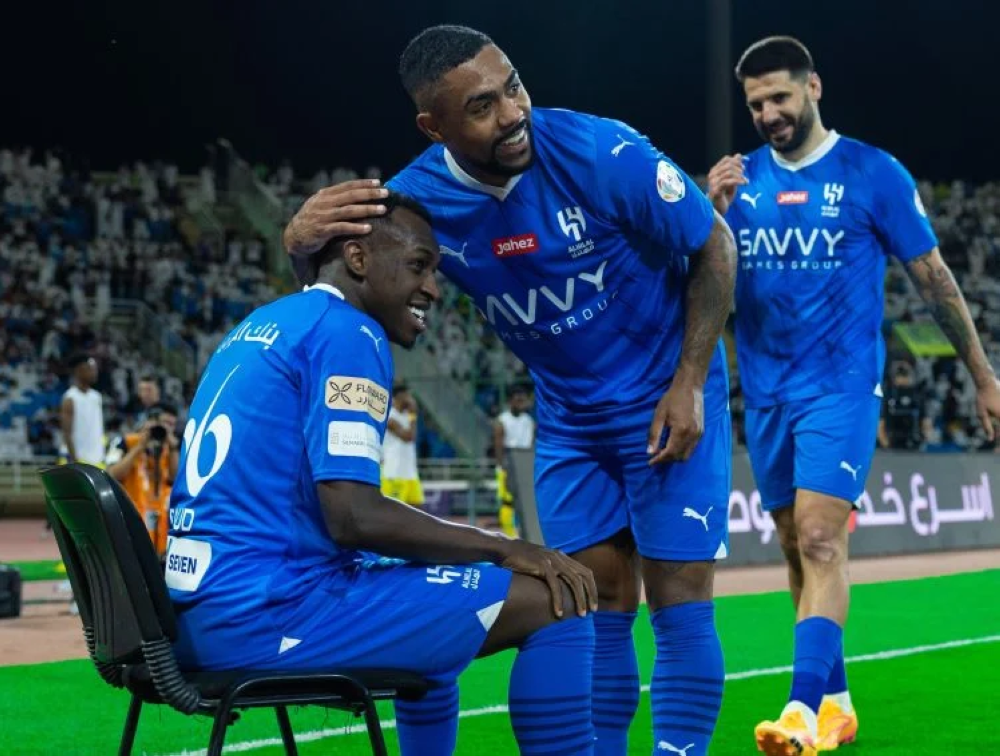 الاتحاد يشكو ثنائي الهلال "مالكوم وسعود عبدالحميد" للجنة الانضباط!