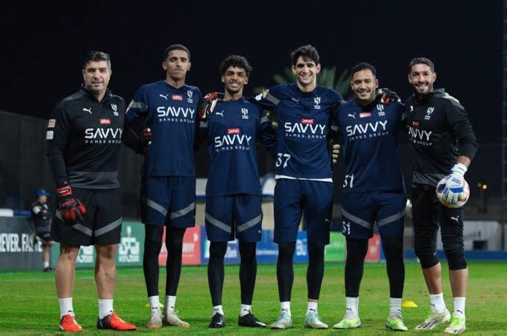 رحيل مدرب حراس الهلال عن الفريق.. والكشف عن السبب!