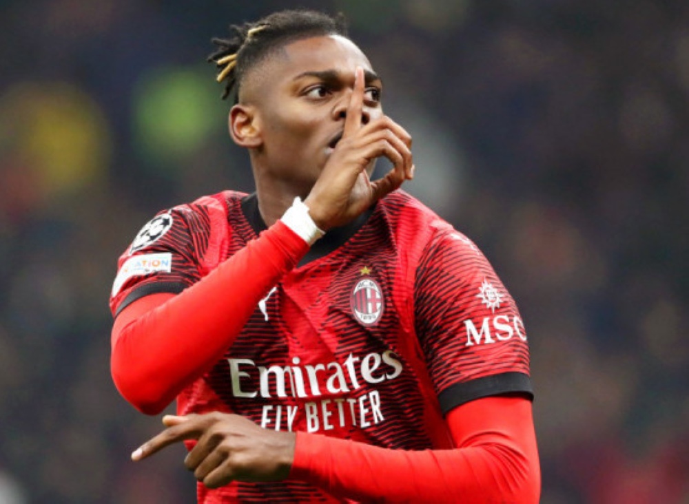 عرض ضخم من نادي الهلال لضم اللاعب البرتغالي "لياو"