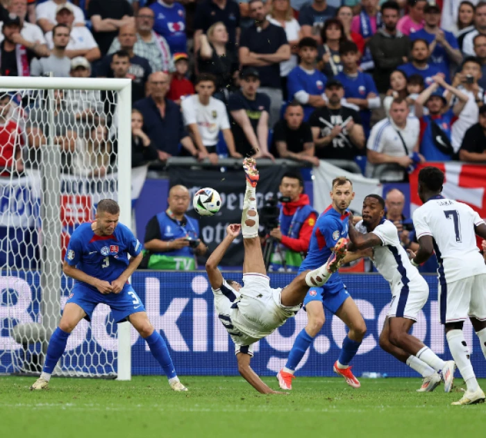بالفيديو.. انجلترا تقلب الطاولة على سلوفاكيا وتتأهل لربع نهائي بطولة يورو2024