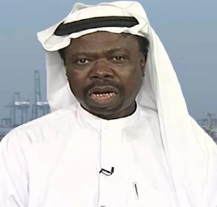 "أبو بكر مالي" ينشر تغريدة عن لجنة الاستدامة المالية!