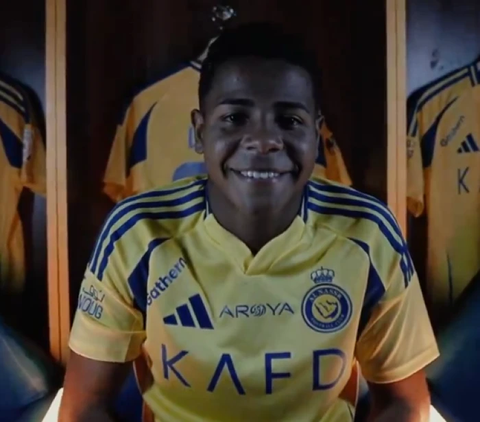 شاهد.. النصر يعلن رسميا مع اللاعب البرازيلي "ويسلي"