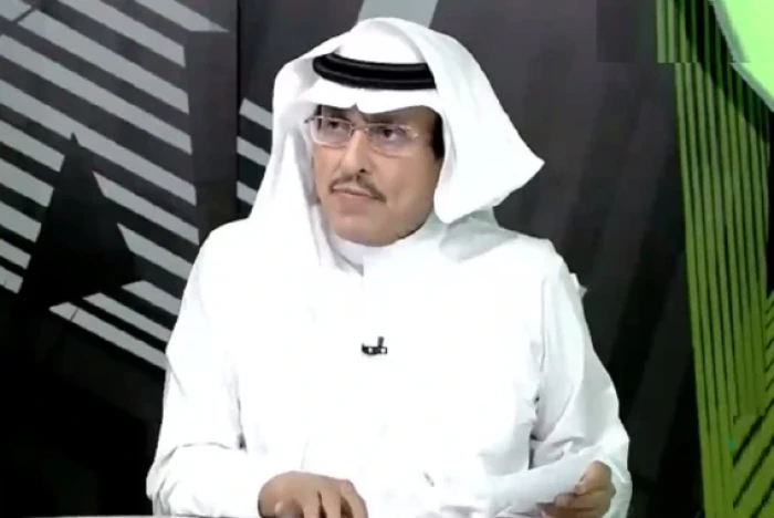 "الكوميديا السوداء".. الدويش يعلق على ما يحدث في نادي النصر