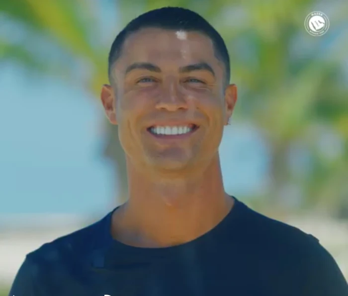 بالفيديو.. النصر يعلن تجديد عقد اللاعب " رونالدو"