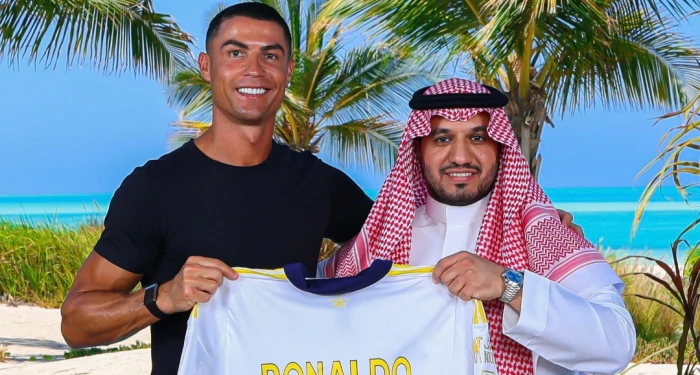 الكشف عن شرط "رونالدو " لتجديد عقده مع النصر