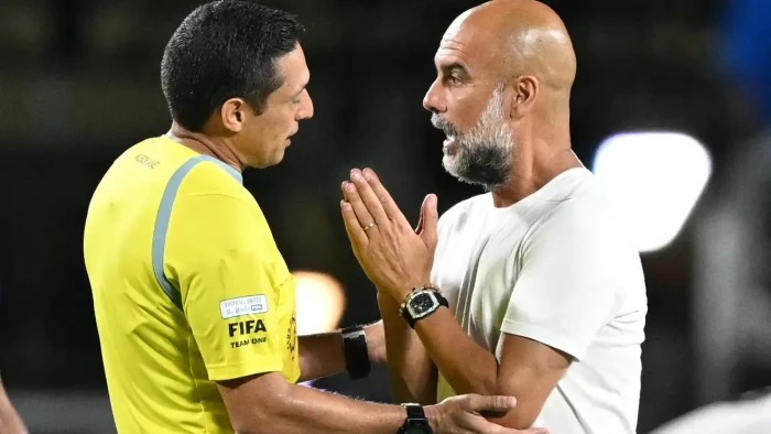 جوارديولا لحكم مباراة الهلال: «هل تمزح؟»